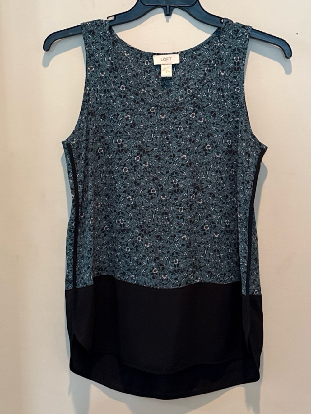 LOFT Teal Floral Sleeveless Mix-Panel Tank with Black Hem